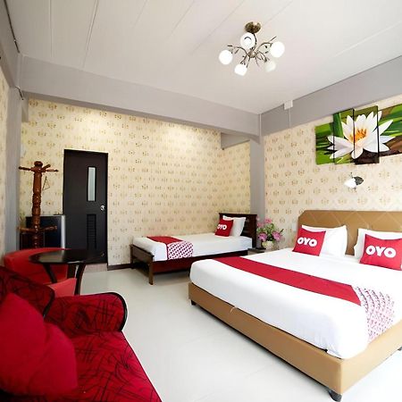 פרה נאקון סי איוטאיה Oyo 465 Krung Kao Traveller Lodge מראה חיצוני תמונה